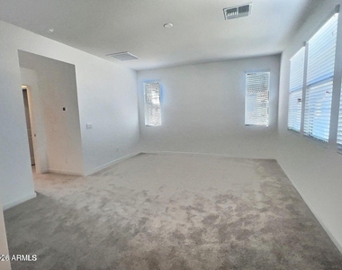 9861 E Tamery Avenue - Photo Thumbnail 10
