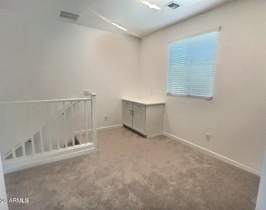 9861 E Tamery Avenue - Photo Thumbnail 5