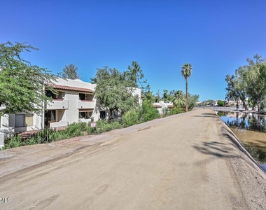 750 E Northern Avenue - Photo Thumbnail 39