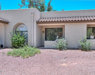 750 E Northern Avenue - Photo Thumbnail 34