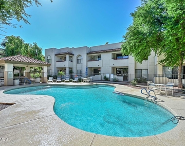 750 E Northern Avenue - Photo Thumbnail 27