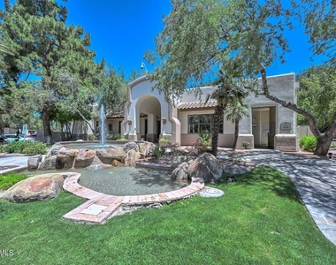 750 E Northern Avenue - Photo Thumbnail 28