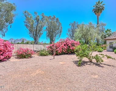 750 E Northern Avenue - Photo Thumbnail 26