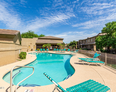 705 W Queen Creek Road - Photo Thumbnail 13