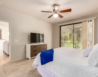 705 W Queen Creek Road - Photo Thumbnail 8