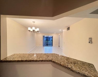 21911 Lake Forest Circle - Photo Thumbnail 4