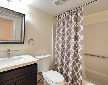 21911 Lake Forest Circle - Photo Thumbnail 13