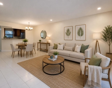 21911 Lake Forest Circle - Photo Thumbnail 6