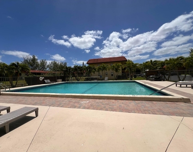 21911 Lake Forest Circle - Photo Thumbnail 22