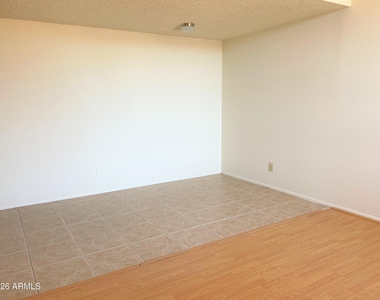 3645 N 69th Avenue - Photo Thumbnail 1