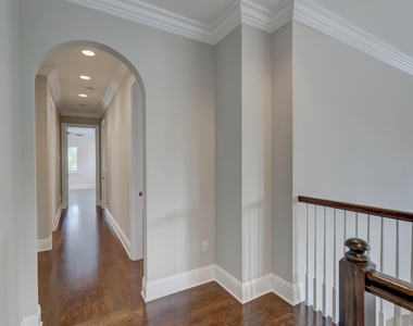 425 Ne 11th Avenue - Photo Thumbnail 33