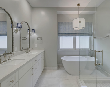 425 Ne 11th Avenue - Photo Thumbnail 28