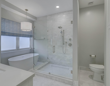 425 Ne 11th Avenue - Photo Thumbnail 29