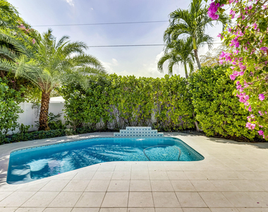 425 Ne 11th Avenue - Photo Thumbnail 58