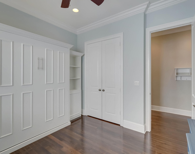 425 Ne 11th Avenue - Photo Thumbnail 48