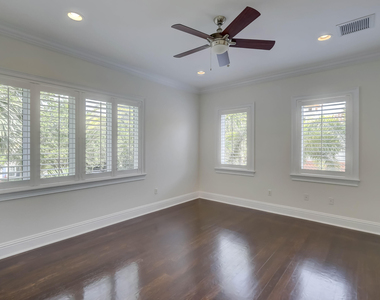 425 Ne 11th Avenue - Photo Thumbnail 45