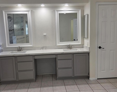 1740 W Laredo Street - Photo Thumbnail 7