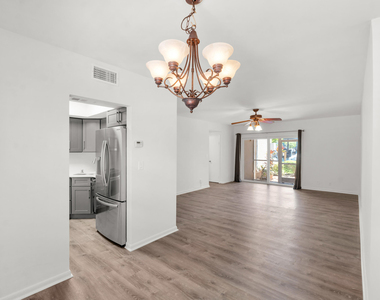 1510 Se 15th Street - Photo Thumbnail 1