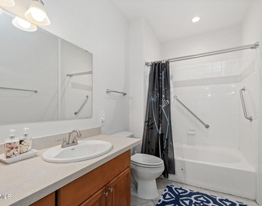 3236 E Chandler Boulevard - Photo Thumbnail 16