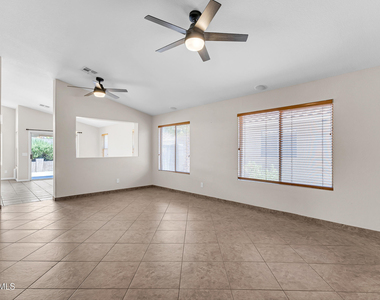 9250 E Carmel Avenue - Photo Thumbnail 4