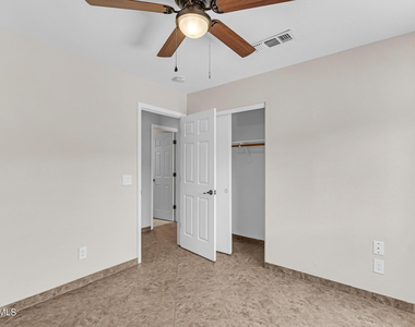 9250 E Carmel Avenue - Photo Thumbnail 20