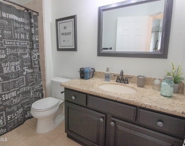 14203 N 101st Street - Photo Thumbnail 16