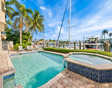 516 Hendricks Isle - Photo Thumbnail 29