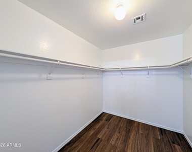 6416 N 78th Lane - Photo Thumbnail 45