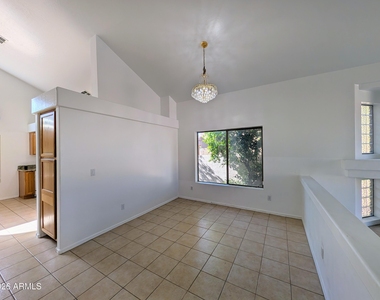 6416 N 78th Lane - Photo Thumbnail 11