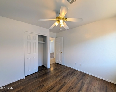 6416 N 78th Lane - Photo Thumbnail 59