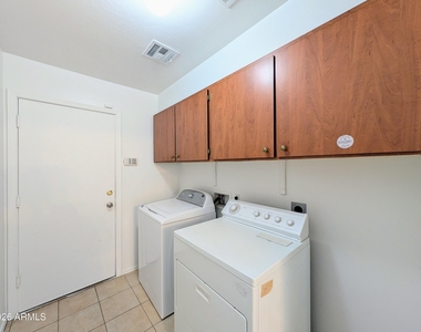 6416 N 78th Lane - Photo Thumbnail 29
