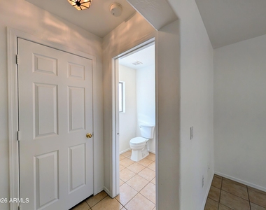 6416 N 78th Lane - Photo Thumbnail 27