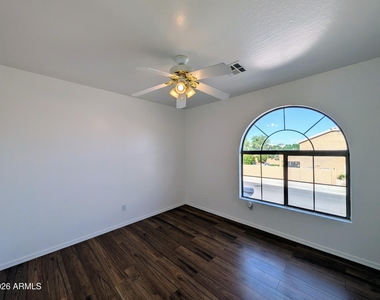 6416 N 78th Lane - Photo Thumbnail 49
