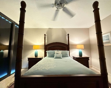 800 Ocean Drive - Photo Thumbnail 24