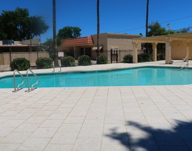 17228 N 16th Drive - Photo Thumbnail 1