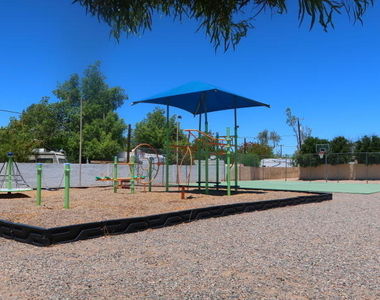 17228 N 16th Drive - Photo Thumbnail 10