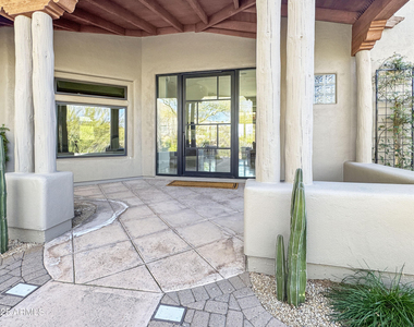 10685 E Cottontail Lane - Photo Thumbnail 3