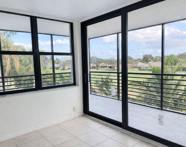 3800 N Hills Drive - Photo Thumbnail 12