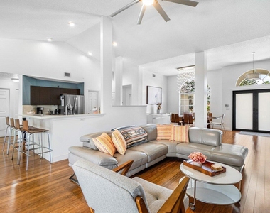 2470 Sandstone Court - Photo Thumbnail 3