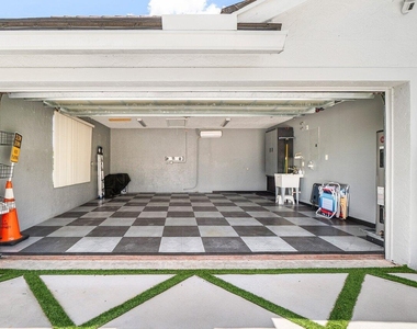 2470 Sandstone Court - Photo Thumbnail 41