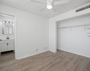 5700 Nw 2nd Avenue - Photo Thumbnail 18