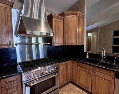 18910 E San Tan Boulevard - Photo Thumbnail 13