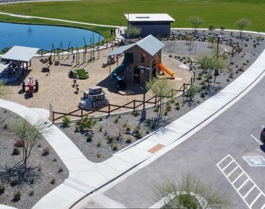 23059 E Pegasus Parkway - Photo Thumbnail 2