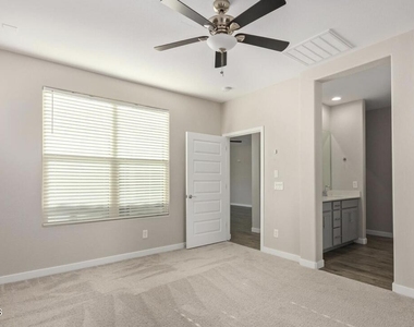 2936 N Augustine -- - Photo Thumbnail 11