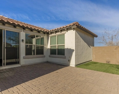 2936 N Augustine -- - Photo Thumbnail 16