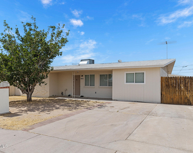 2246 W Sierra Street - Photo Thumbnail 4