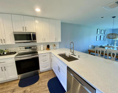 13055 Albright Court - Photo Thumbnail 1