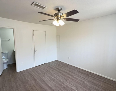 4418 N 53rd Lane - Photo Thumbnail 25
