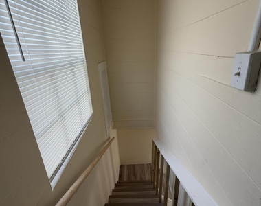 1018 Adams Street - Photo Thumbnail 6