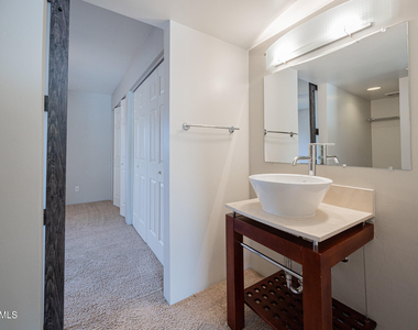 4922 N 42nd Way - Photo Thumbnail 16